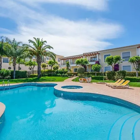 Casa Palmeira Апартаменты *