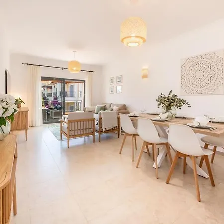 Casa Palmeira Апартаменты *